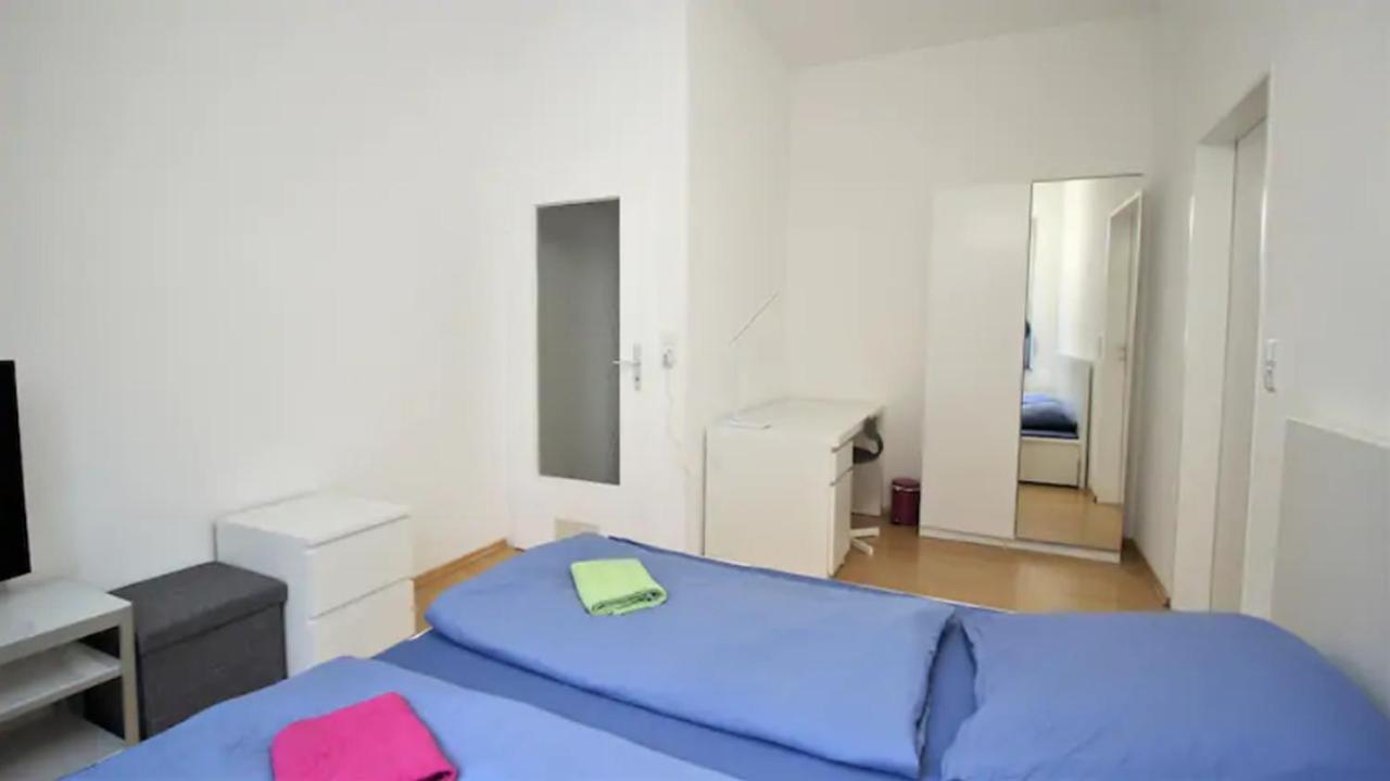 Privatzimmer Nahe Bahnhof Und City Wurtzburgo Exterior foto